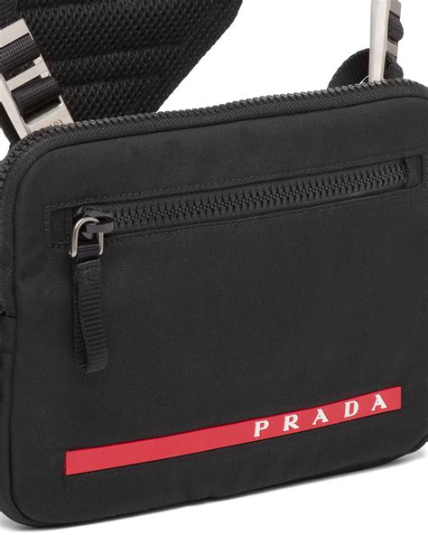 prada umhängetasche mit band|Schwarz Umhängetasche aus Funktionsgewebe .